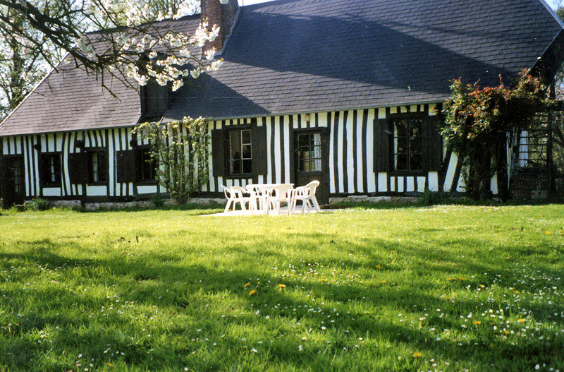 photo 0