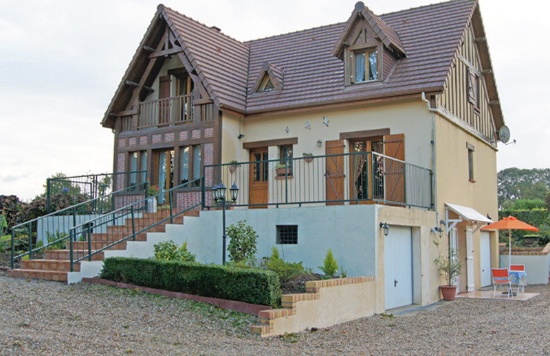 photo 0