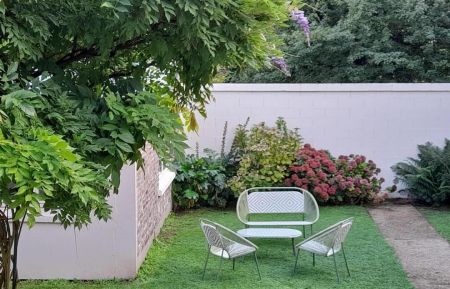 G&icirc;te n&deg;G1533 Goderville - Seine-Maritime - Jardin clos avec salon de jardin, barbecue