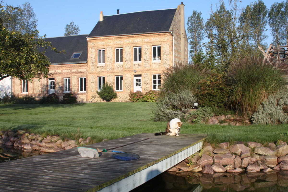 photo 0