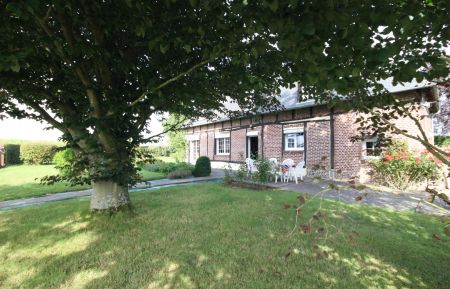 G&icirc;te n&deg;G4124 Blainville-Crevon - Seine-Maritime - Jardin au calme