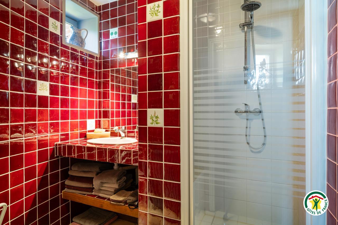 Salle d'eau à l'étage du Colombier photo 3