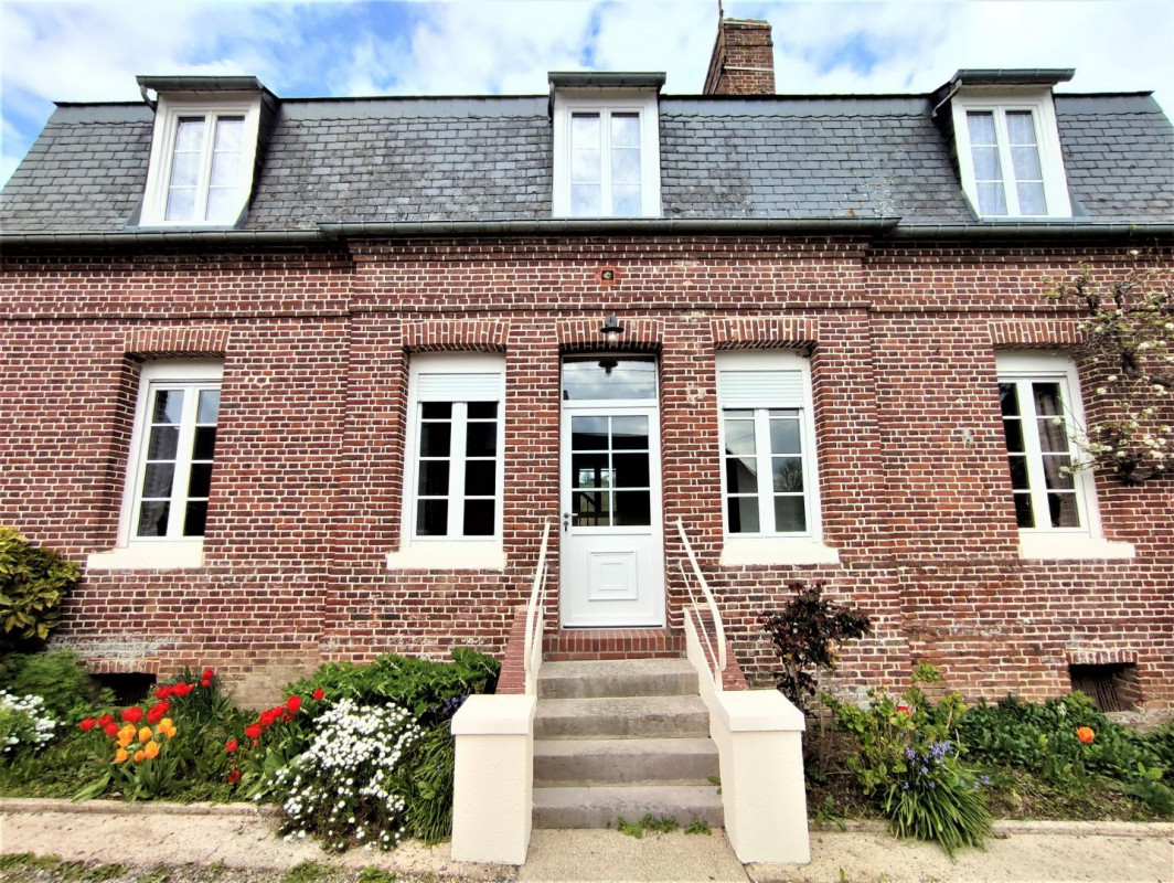 photo 0